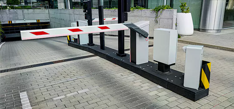 Custom Gate Design & Integration Tiffin